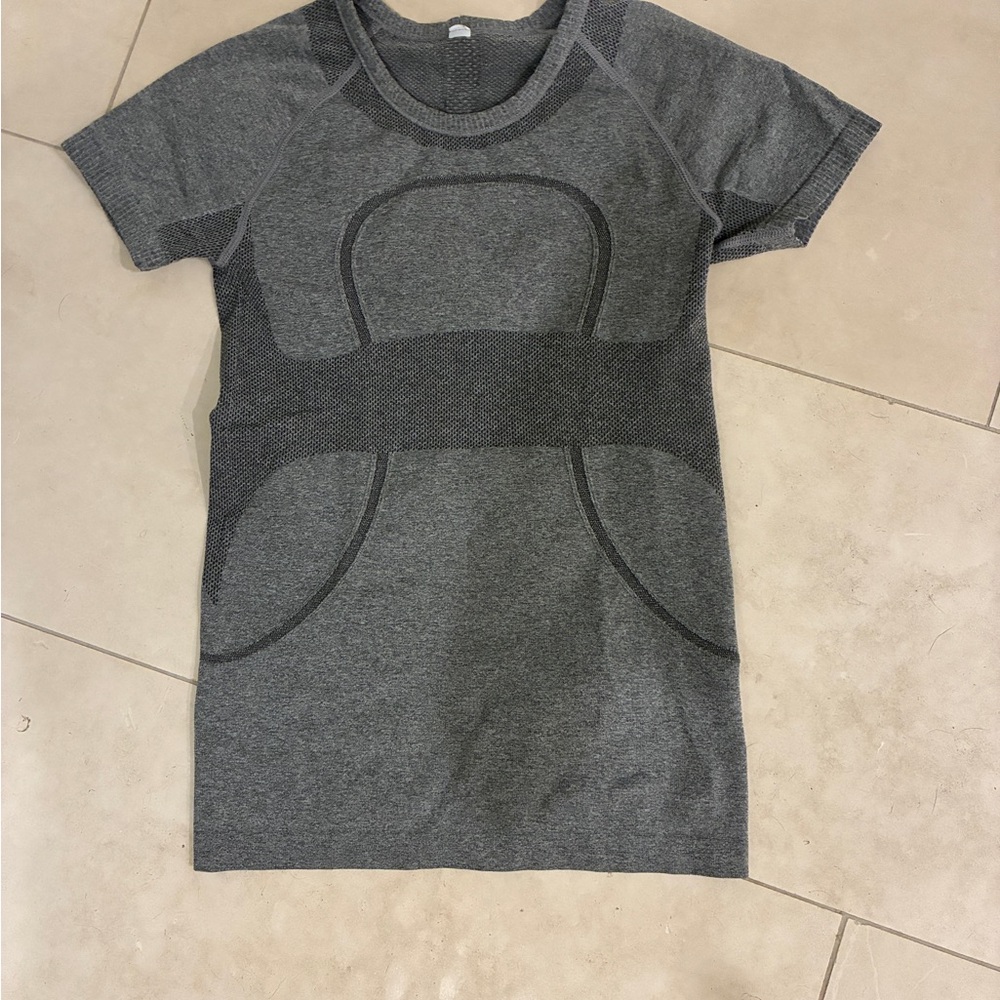 Gray Short Sleeve Old style Lululemon Athletic Top
